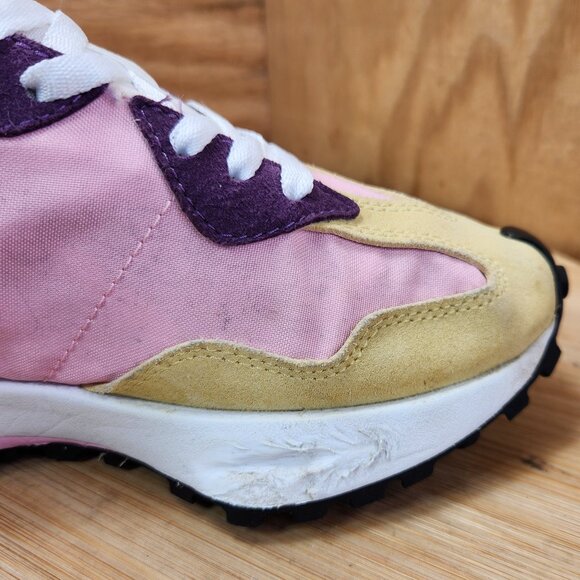 New Balance 327 Womens Pink Sneakers Size 8 - Picture 7 of 12
